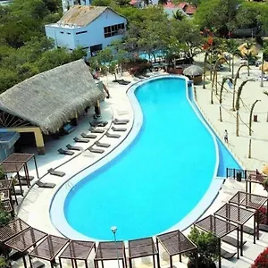 Samaria Club: Beachfront With Private Access Apartment Santa Marta (Magdalena)