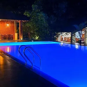 Hotel Naturaliza 