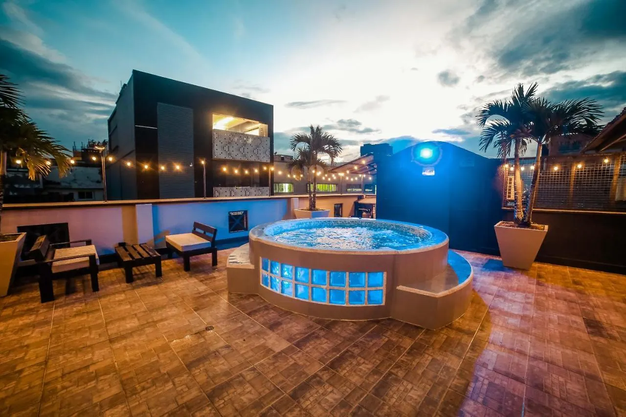 Tik By Bernalo Hotels Medellin 3*,