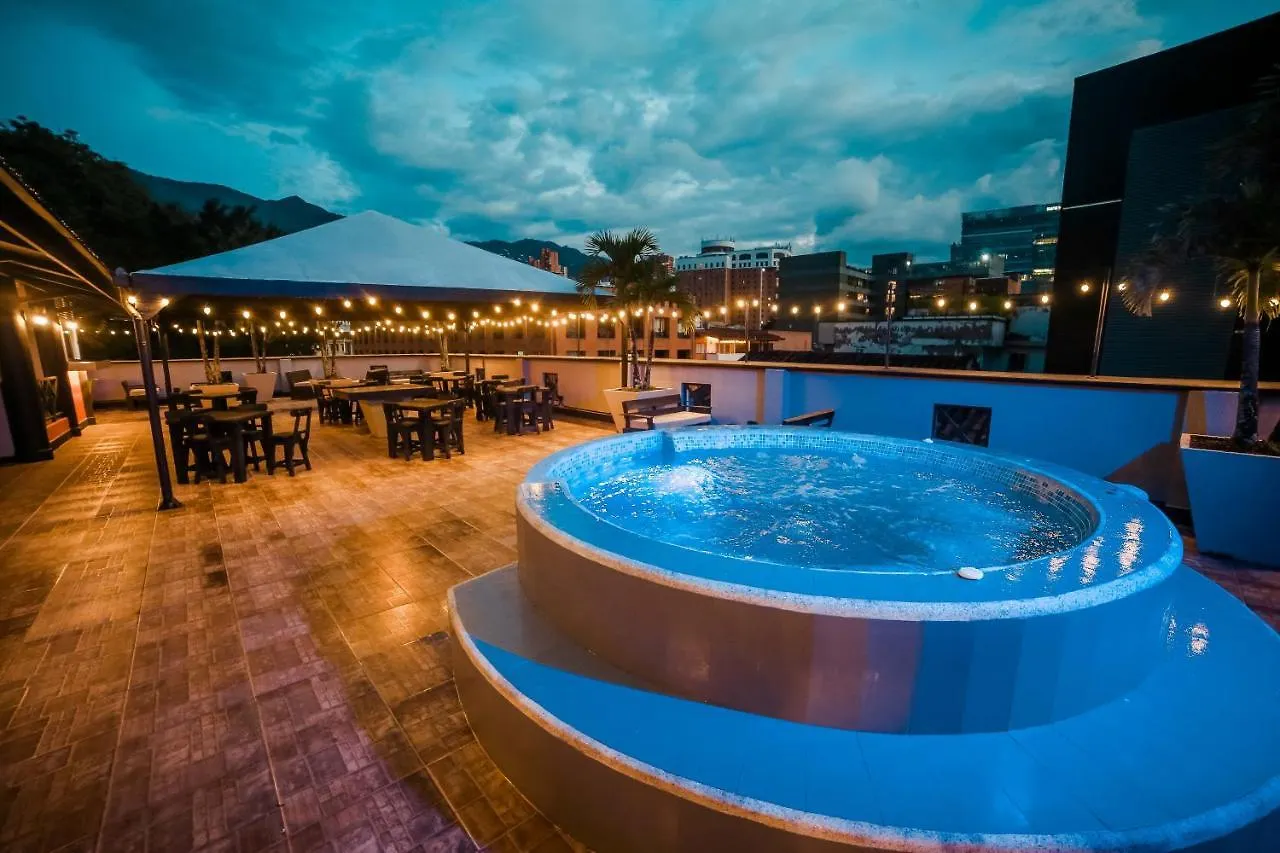 Tik By Bernalo Hotels Medellin 3*,
